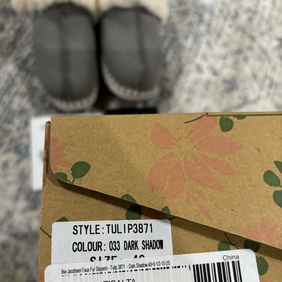 Ilse Jacobsen Cream Shearling Slippers - Picture 8 of 9